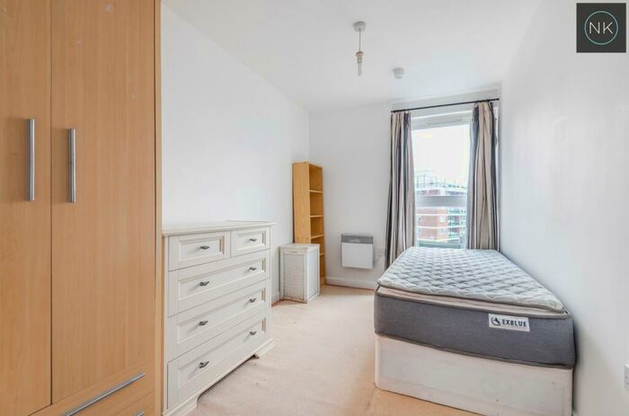 2 Bedroom Apartment To Rent In Memorial Heights, Monarch Way, Newbury Park, Ilford, IG2