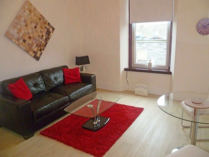 2 Bedroom Flat To Rent In D Charlotte Street, Aberdeen, AB25