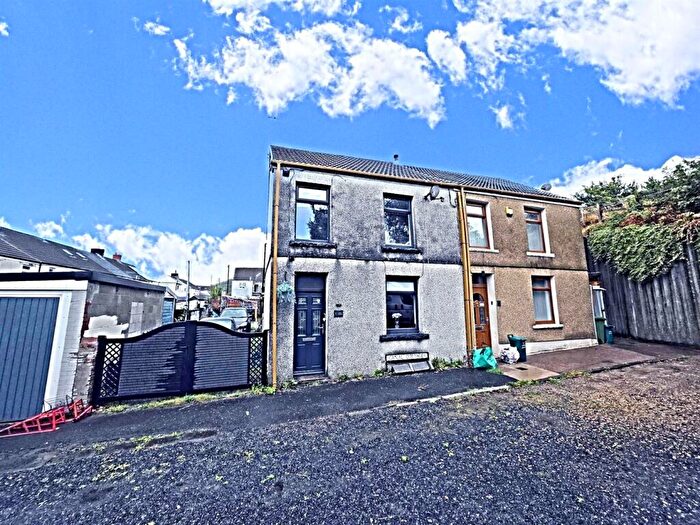 3 Bedroom Semi-Detached House For Sale In Canal Cottages, Trallwn, Pontypridd, CF37