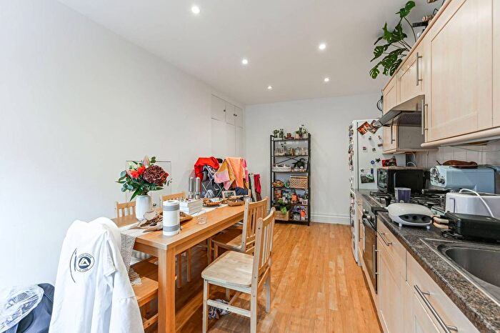 2 Bedroom Flat To Rent In Walcott Street, Westminster, London, SW1P