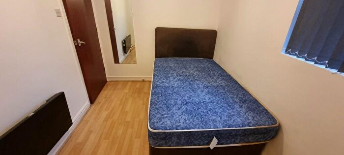 1 Bedroom Flat To Rent In Cross Road, Leicester, LE2