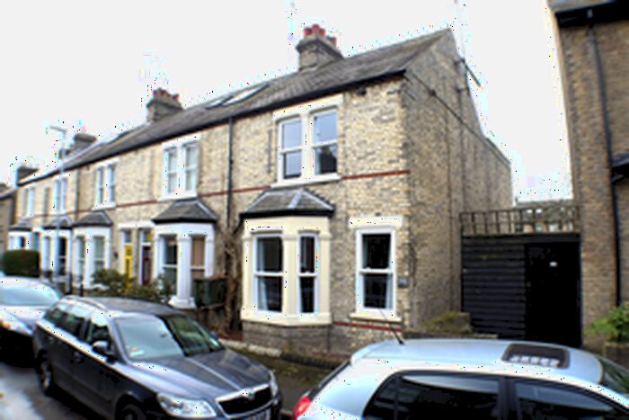 4 Bedroom Terraced House To Rent In George Street, Cambridge, CB4