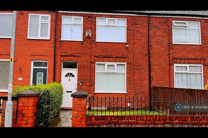 3 Bedroom Terraced House To Rent In Dalton Street, Failsworth, Manchester, M35
