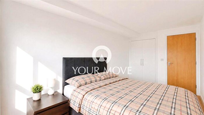 1 Bedroom Flat To Rent In Pettacre Close, London, SE28