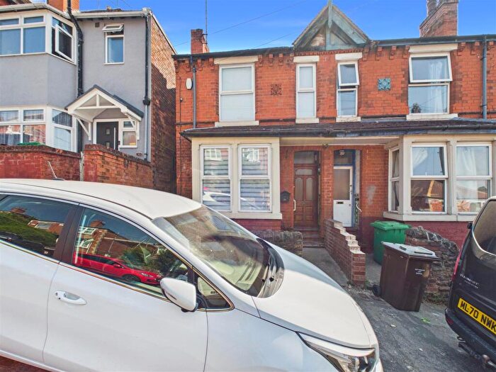 3 Bedroom Semi-Detached House To Rent In St. Bartholomews Road, Nottingham, NG3