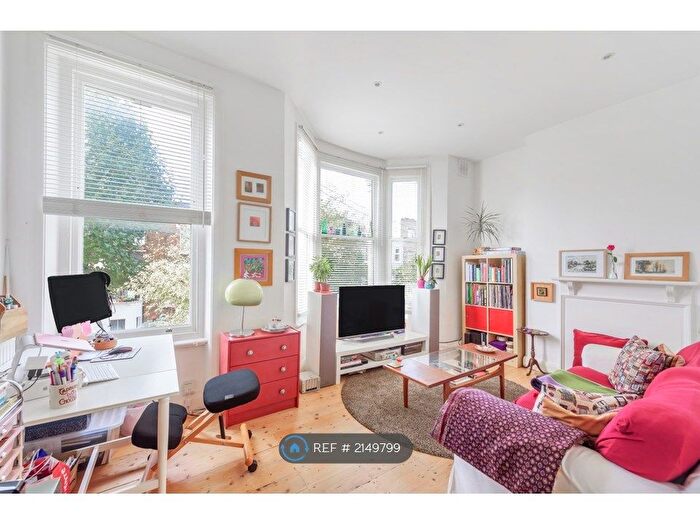 2 Bedroom Flat To Rent In Bravington Road, London, W9