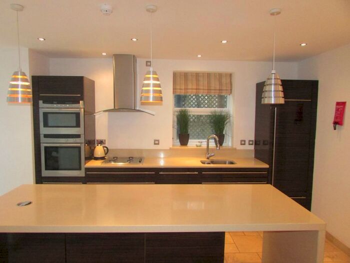 6 Bedroom House To Rent In Heathfield, Mount Pleasant, Swansea, SA1