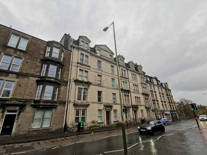 2 Bedroom Flat To Rent In /, Arbroath Road, Dundee, DD4