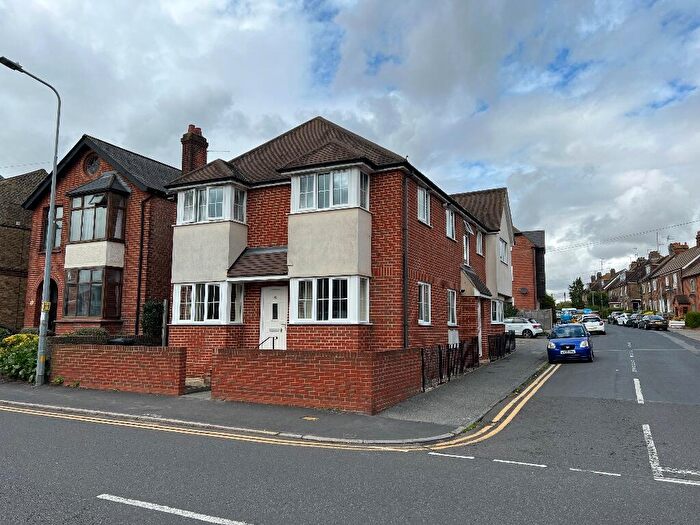 2 Bedroom Flat To Rent In Cherry Garden Road, Maldon, Essex, CM9