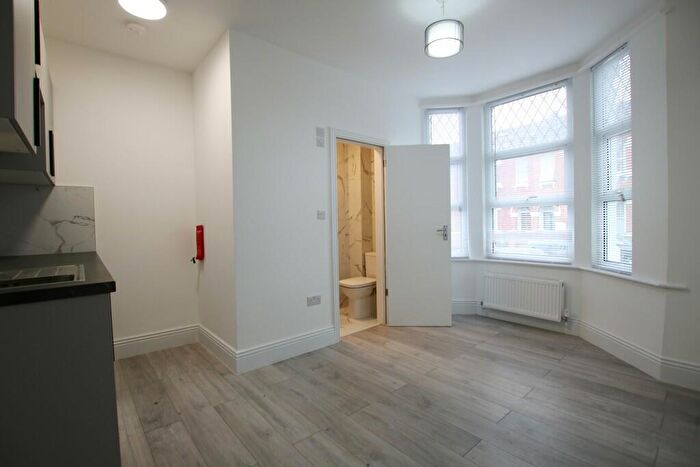Studio To Rent In Mora Road, London, NW2