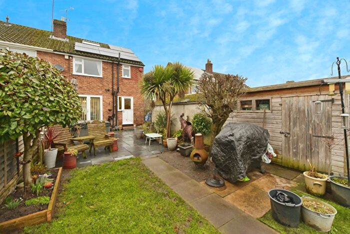 3 Bedroom Semi-detached House For Sale In Station Road, Mosborough, Sheffield, S20