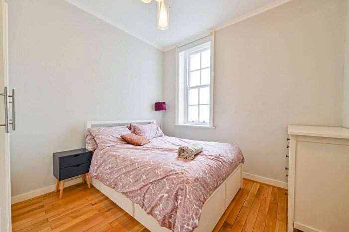 1 Bedroom Flat To Rent In Hanover Gate Mansions, St John's Wood, London, NW1