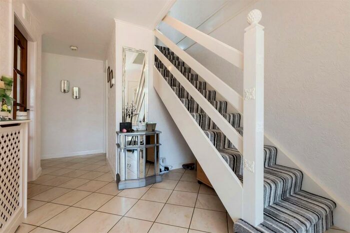3 Bedroom Detached House For Sale In Hill Road, Stonehouse, Larkhall, South Lanarkshire, ML9