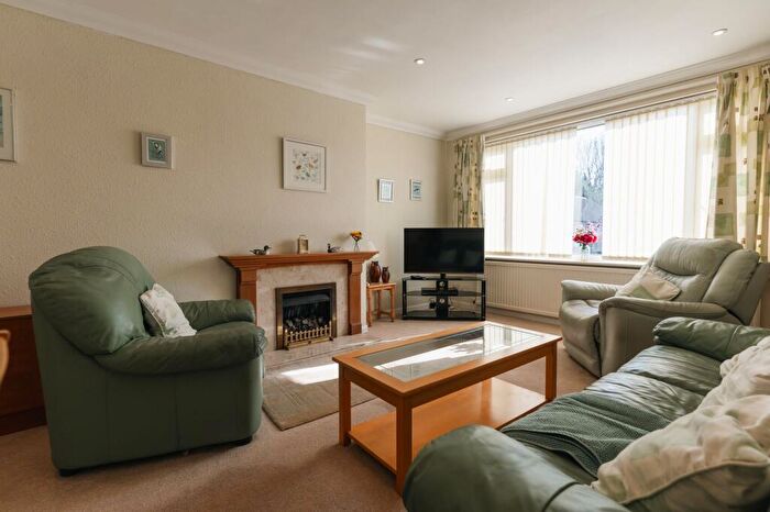 2 Bedroom Detached Bungalow For Sale In Anthony Drive, Thurnby, LE7