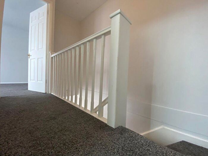 1 Bedroom House To Rent In Stranraer Gardens, SL1