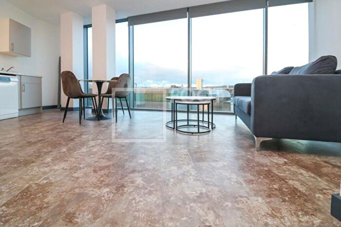 2 Bedroom Apartment To Rent In Highpoint, Bradford, BD1