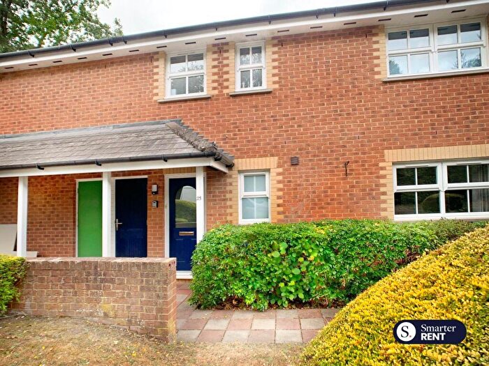 2 Bedroom Maisonette To Rent In Poppy Place, Wokingham, RG40