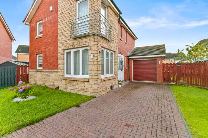 5 Bedroom Detached House For Sale In Newtyle Place, Glasgow, G53