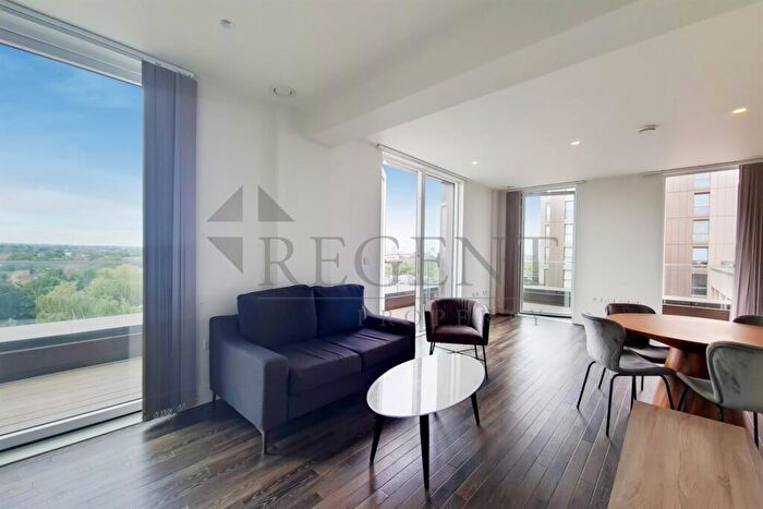 2 Bedroom Apartment To Rent In Fusion Apartments, Moulding Lane, SE14
