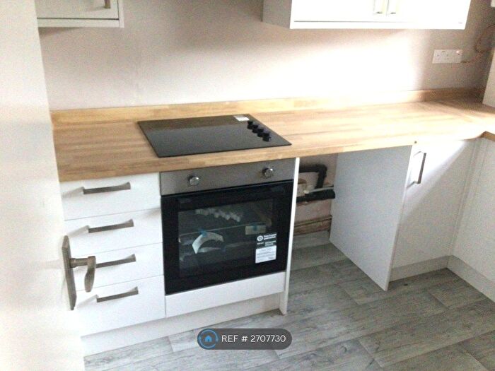 1 Bedroom Flat To Rent In Limefield Court, Salford, M7