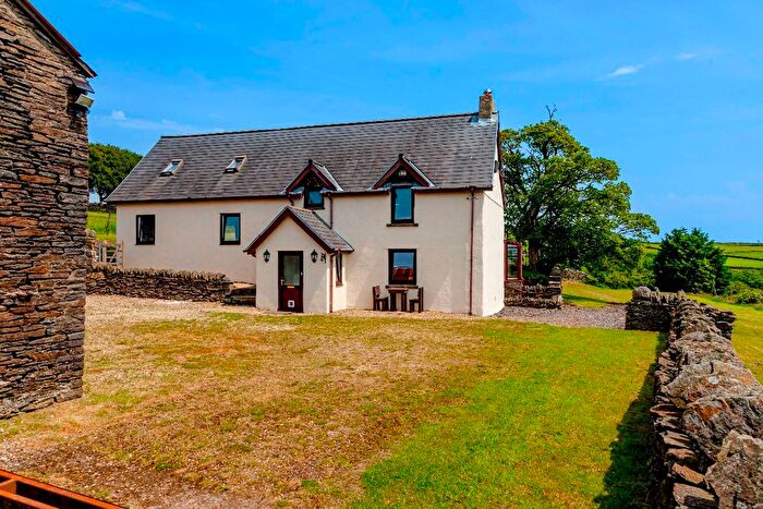 4 Bedroom Detached House For Sale In Penmount Farmhouse, Bedlinog, Treharris, CF46