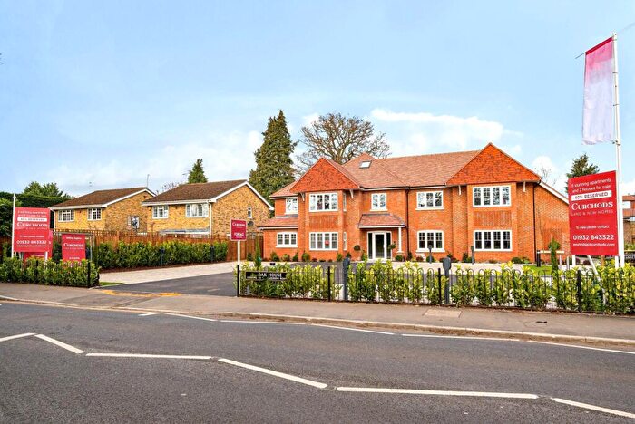 2 Bedroom Flat For Sale In Queens Road, Weybridge, KT13