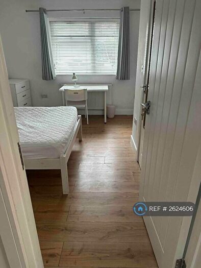 5 Bedroom Semi-Detached House To Rent In London Road, Oxford, OX3