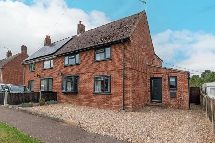 3 Bedroom Semi-Detached House For Sale In The Elms, Hindringham, NR21