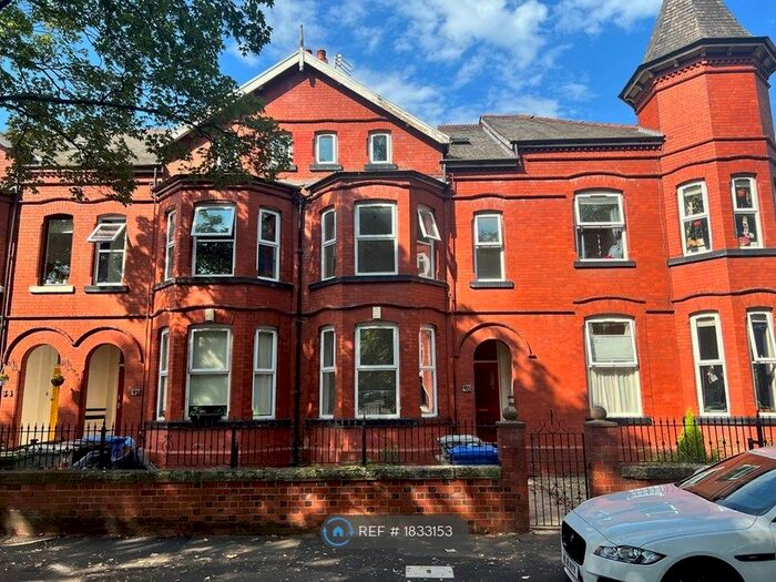 2 Bedroom Flat To Rent In Northumberland Road, Manchester, M16