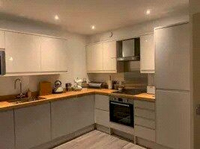 2 Bedroom Flat To Rent In Fonthill Avenue, City Centre, Aberdeen, AB11