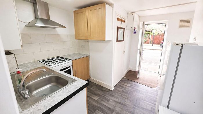 2 Bedroom Flat To Rent In Sherrard Road, London, E7