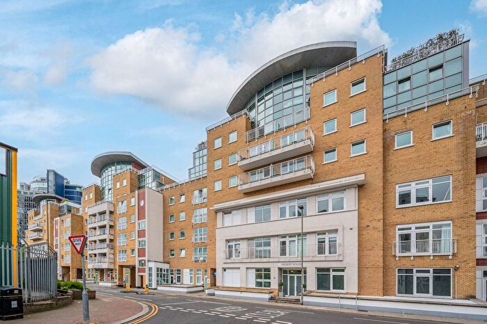 2 Bedroom Flat For Sale In Oyster Wharf, Battersea, London, SW11