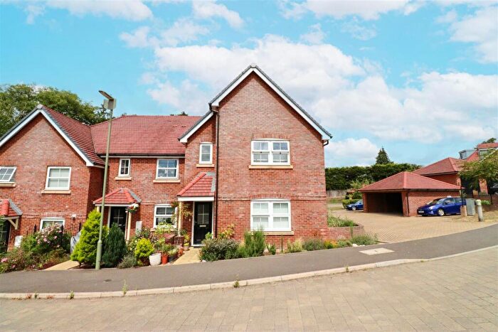 2 Bedroom Maisonette For Sale In Tudgey Gardens, Crookham Village, Fleet, GU51