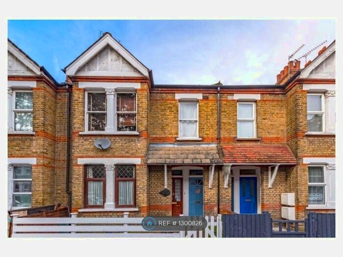 2 Bedroom Maisonette To Rent In Cumberland Road, London, W7