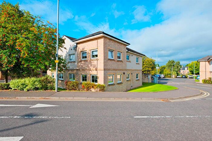2 Bedroom Flat For Sale In Grace Wynd, Hamilton, ML3