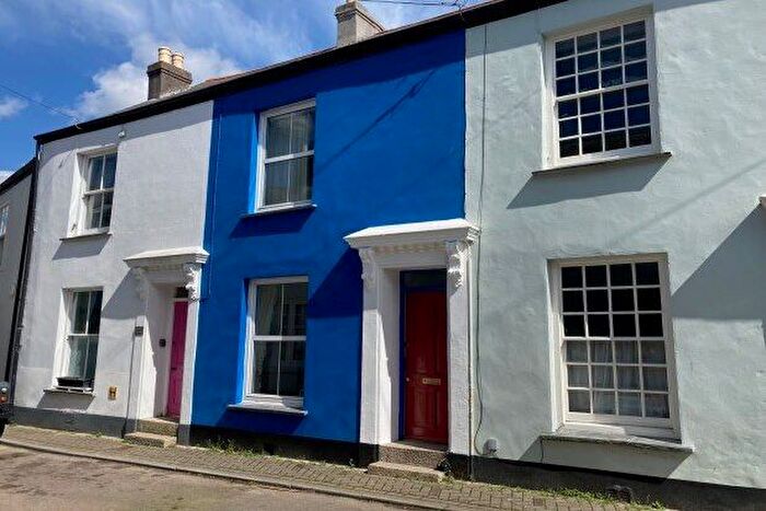 2 Bedroom Cottage To Rent In Trefusis Road, Falmouth, TR11