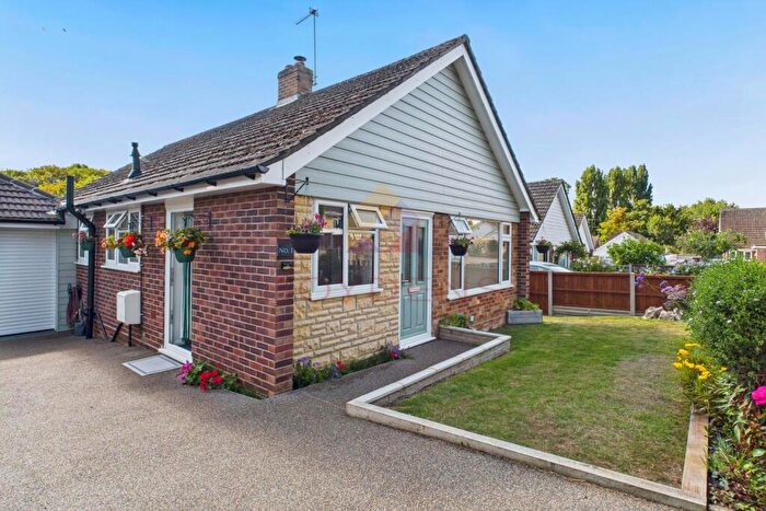 3 Bedroom Bungalow For Sale In Sudbury Suffolk, CO10
