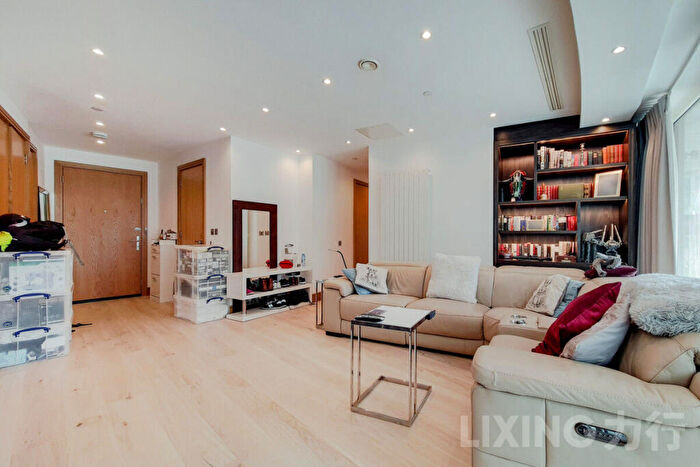 3 Bedroom Apartment For Sale In Crossharbour Plaza, Canary Wharf, E14