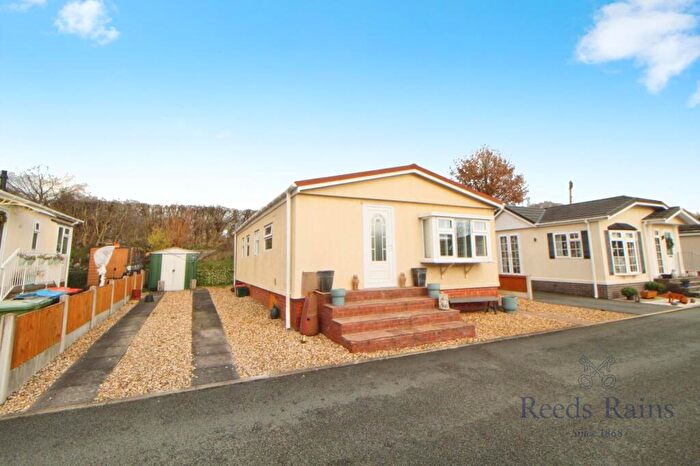 3 Bedroom Detached House For Sale In Weavervale Park, Warrington Road, Bartington, Cheshire, CW8