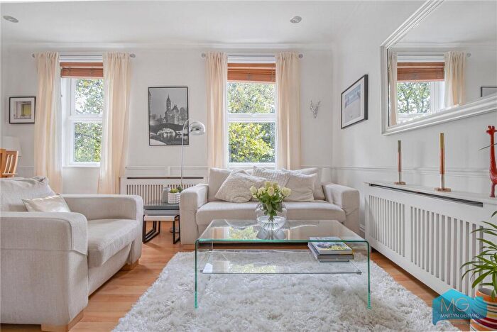 3 Bedroom Apartment For Sale In Fortune Green Road, West Hampstead, Hampstead, London, NW6