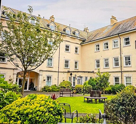 1 Bedroom Apartment For Sale In Somerleigh Road, Dorchester, DT1
