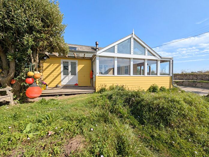 2 Bedroom Bungalow For Sale In Gwithian Towans, Gwithian, Hayle, TR27