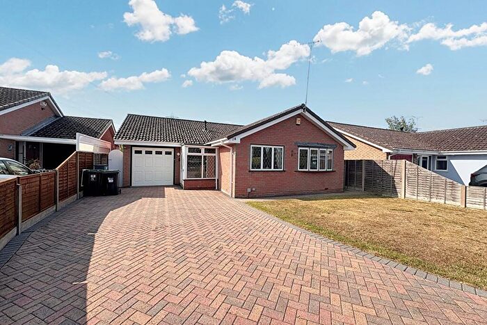 3 Bedroom Detached Bungalow For Sale In Verwood, BH31