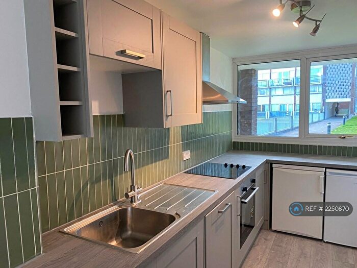 2 Bedroom Maisonette To Rent In Sylva Rd, London, SE19