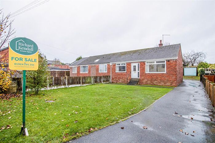 2 Bedroom Semi Detached Bungalow For Sale In Potovens Lane, Lofthouse, Wakefield, WF3