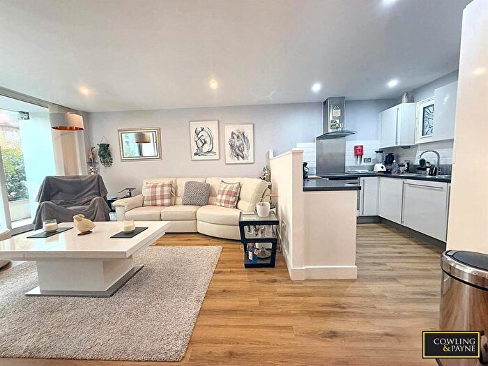 2 Bedroom Flat To Rent In Albert Basin Way, London, E16