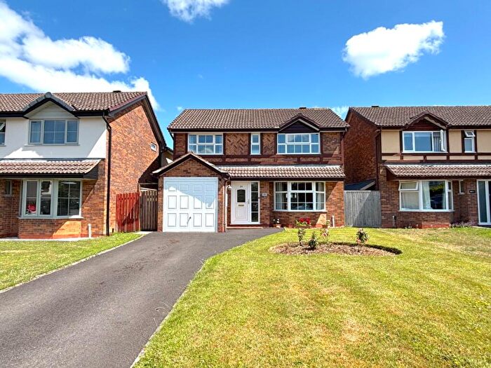 4 Bedroom Detached House For Sale In Nightingale Way, Westfield, Radstock, BA3