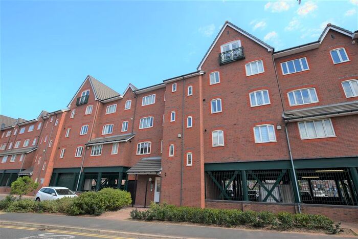 2 Bedroom Flat To Rent In South Ferry Quay, Liverpool, L3