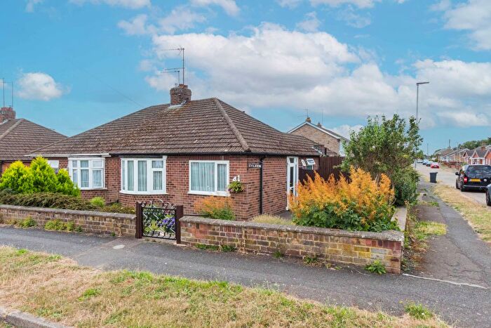 2 Bedroom Semi-Detached Bungalow For Sale In Tann Road, Finedon, NN9