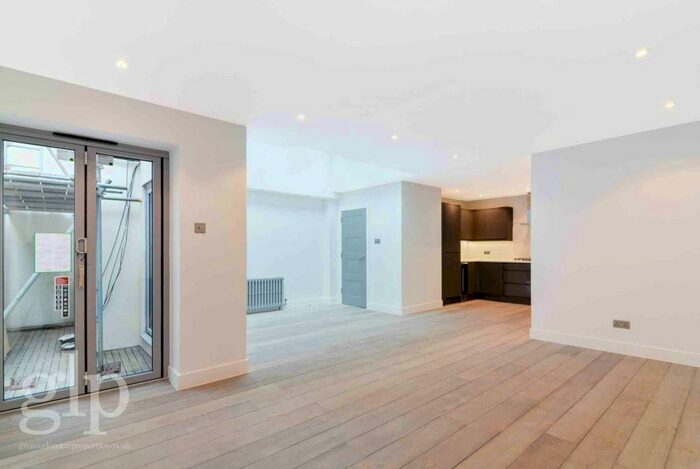 2 Bedroom Flat To Rent In Earlham Street, Covent Garden, WC2H